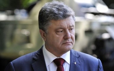 Порошенко ветировал важный закон о бойцах АТО