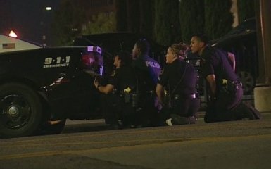 У Далласі в США спалахнули протести, вбиті поліцейські: з'явилися фото і відео перестрілки