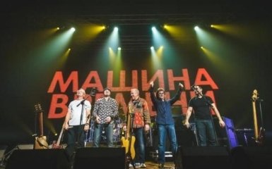 В Запорожье легендарной "Машине времени" подпевал стадион