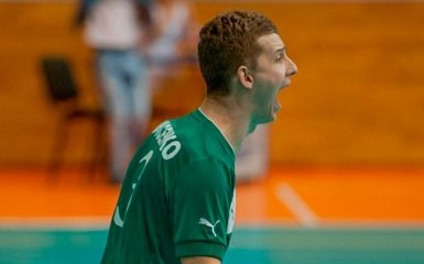 Украинский голкипер забил феноменальный гол: опубликовано видео