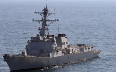 У берегов Йемена атакован боевой корабль США: появились подробности