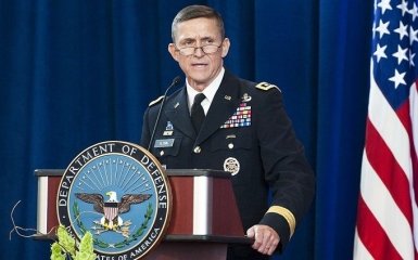 Советник Трампа ушел в отставку после скандала с российским послом