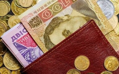 Названы сроки повышения минимальной зарплаты в Украине