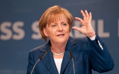 Меркель прокоментувала публікацію Росією конфіденційного листування