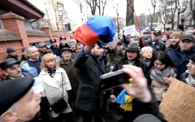 Парасюк против российского флага: появилось новое видео