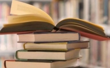 Провокаційний підручник з історії України прибрали з програми