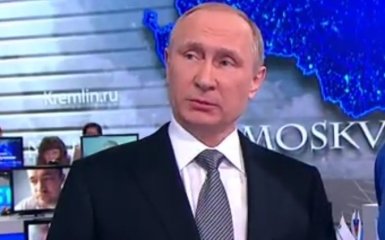 Росіяни закидали Путіна питаннями про затримку зарплат