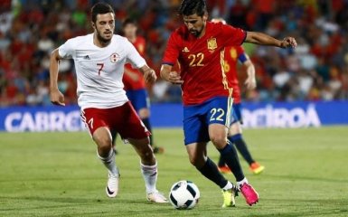 Испания опозорилась перед болельщиками накануне Евро-2016: опубликовано видео