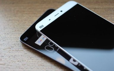Xiaomi готовит два флагманских смартфона