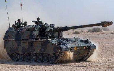 Германия объявила о дополнительных САУ PzH 2000 и РСЗО MARS II для Украины