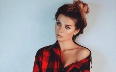 У меня целлюлит и большая грудь: Седокова разоткровенничалась о недостатках