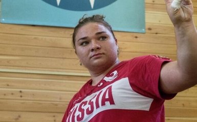 Відому російську важкоатлетку позбавили високих нагород на користь українки. У чому причина