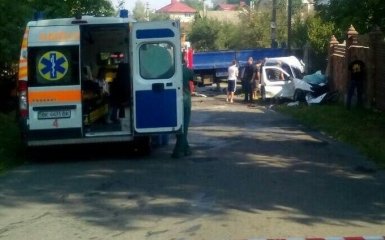 В жутком ДТП под Ровно погибли дети: опубликованы фото