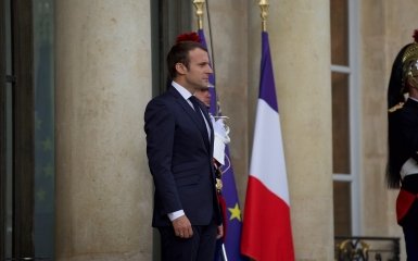 Макрон