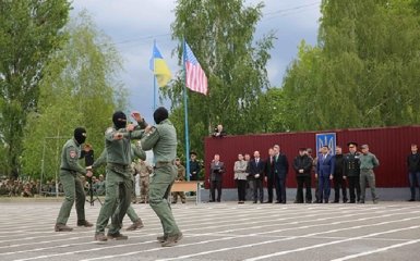 В Україні випустили перших елітних спецназівців МВС: опубліковані фото і відео
