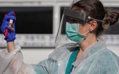 Кількість хворих на коронавірус в Україні 8 листопада стрімко зросла