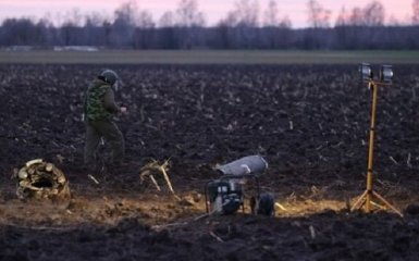 МЗС Білорусі викликало посла України через падіння ракети С-300