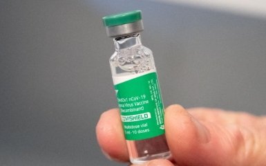 Шмыгаль уточнил возможные цены на вакцину для платной прививки