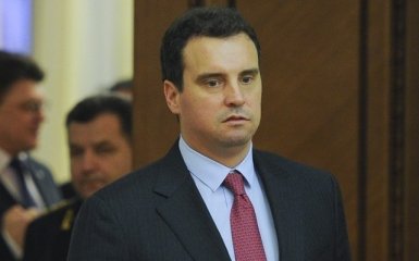 Абромавичус заявил, что это он передал Лещенко скриншоты с перепиской