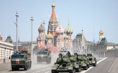 Позорный парад и огромные цены: СБУ перехватила разговор россиян