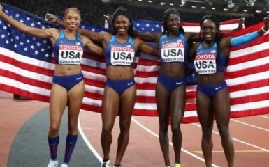 США выиграли женскую эстафету 4X100 метров