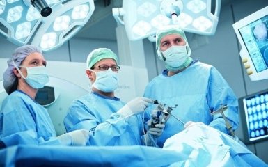 Робот-хирург NASA впервые в Украине провел уникальную операцию - впечатляющее фото