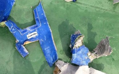 Катастрофа літака EgyptAir: в справі з'явилася сумна знахідка