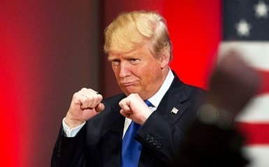 Трамп нагадав Лаврову, що Росія відповідальна за повне виконання Мінських угод