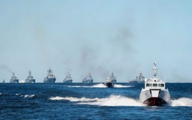 Путин срочно усиливает группировку боевых кораблей в Черном море