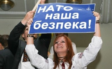 Заявление Порошенко о НАТО: в Украине оценили шансы