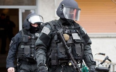 Теракт в Берлине: стало известно об инциденте с полицейским спецназом