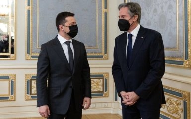 Зеленський та Блінкен узгодили план дій в умовах загрози вторгнення РФ