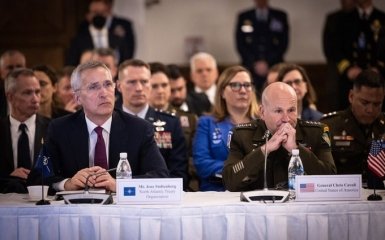 Чехия, Словакия и Польша требуют предоставления Украине гарантий безопасности для вступления в НАТО