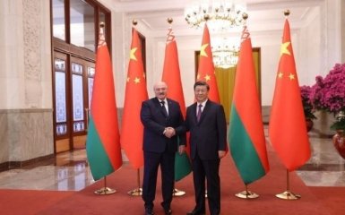 Лукашенко зустрівся з Сі Цзіньпіном у Пекіні