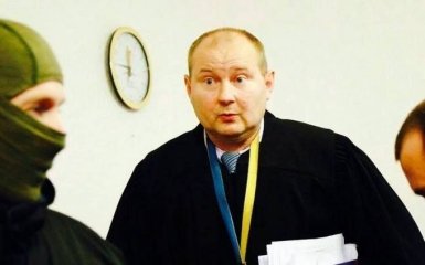 Баночный диссидент: скандальный украинский судья снова насмешил соцсети