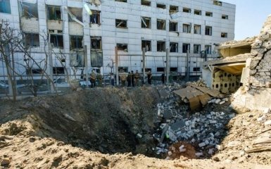 Военные РФ разрушили спорткомплекс Локомотив в Харькове