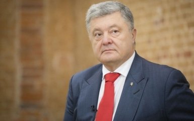 Російський банк звернувся до Порошенко - відома причина