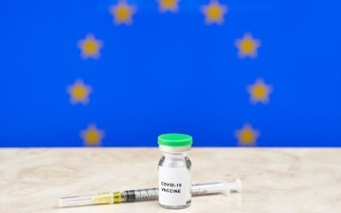 В ЄС офіційно визнали побічні ефекти вакцини AstraZeneca