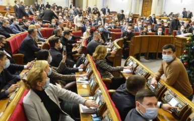 Рада утвердила новые штрафы по масочному режиму. Они касаются предприятий