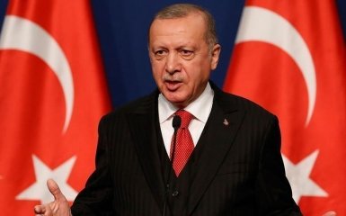 Эрдоган прервал перевыборный эфир из-за состояния здоровья