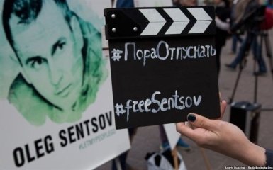 "Червона картка режиму Путіна": готується глобальна акція на підтримку Сенцова