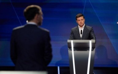 Это ошибка — еще один мэр призывает Зеленского и Кабмин отменить свое скандальное решение