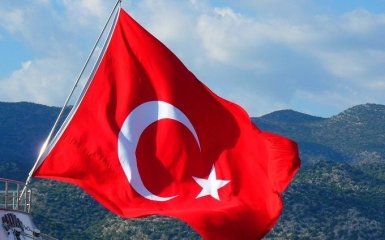 Турция экстренно вызвали посла РФ из-за атак в Сирии