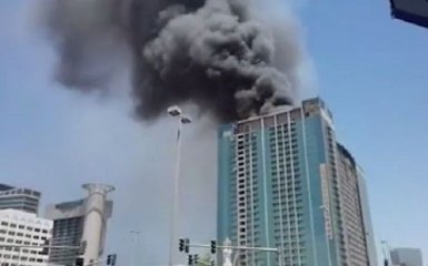 В столице Арабских Эмиратов вспыхнул небоскреб: появилось видео