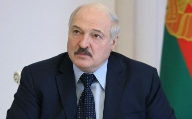 Лукашенко заявив про замах на нього і подякував Путіну за порятунок