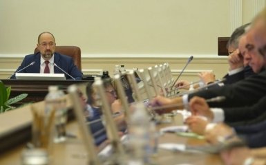 Кабмин подготовил неприятный сюрприз чиновникам