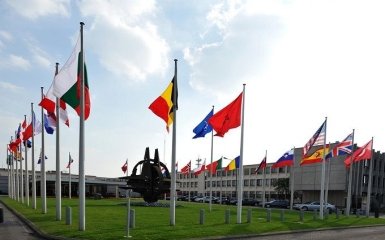 Госсекретарь США обсудил угрозу России со странами Бухарестской девятки