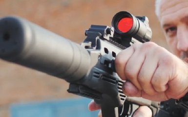 Українцям показали новий вітчизняний автомат: з'явилося яскраве відео