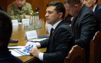 Без особого статуса Донбасса: Зеленский предложил по-новому изменить Конституцию