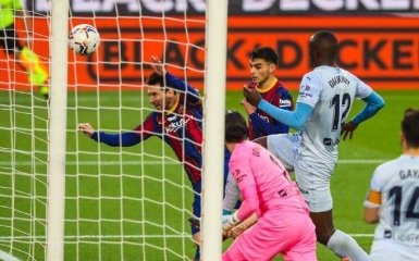 Месси забил исторический гол и повторил рекорд Пеле — видео